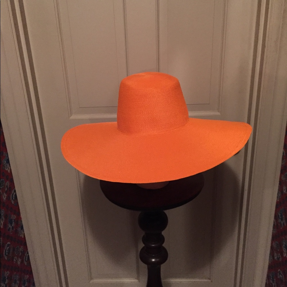 Large orange sun hat by Lola